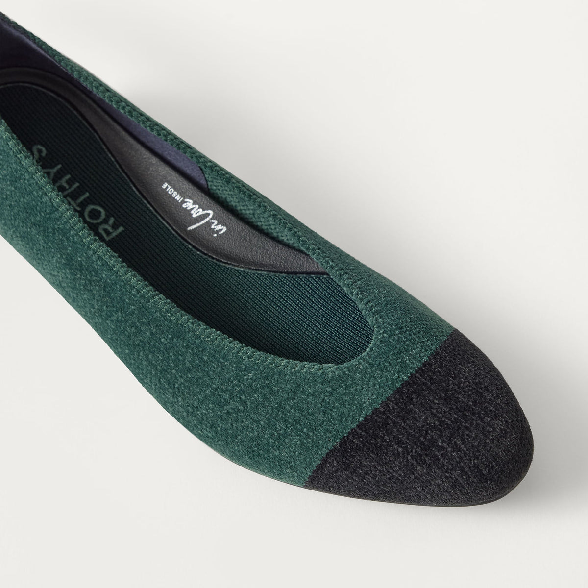 The Almond Ballet - ReVelvet™ Evergreen Captoe
