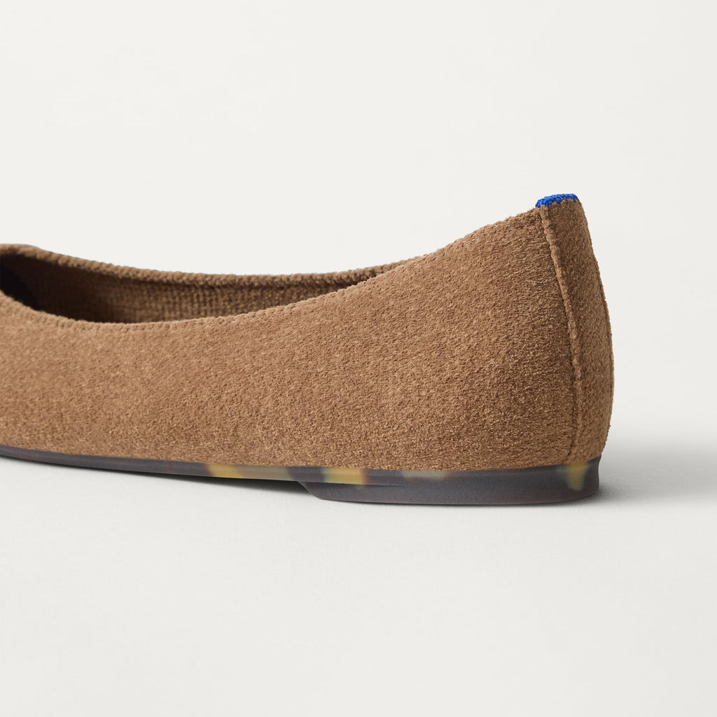 The Almond Ballet - ReVelvet™ Portobello Captoe