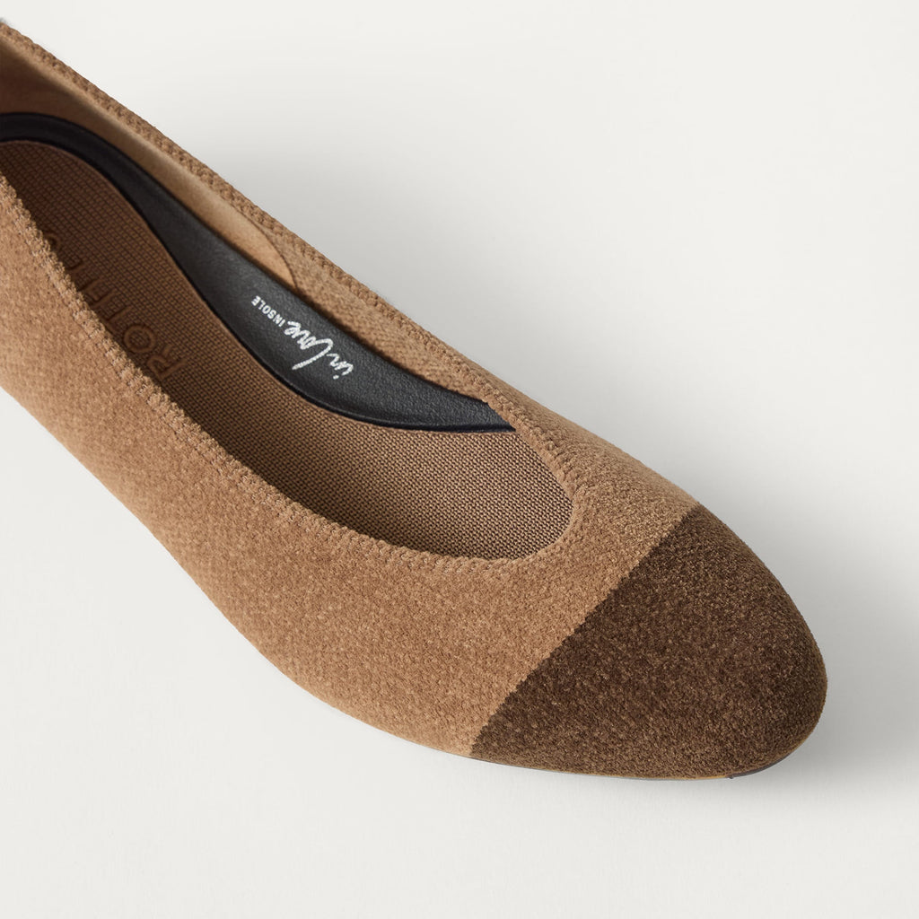 The Almond Ballet - ReVelvet™ Portobello Captoe